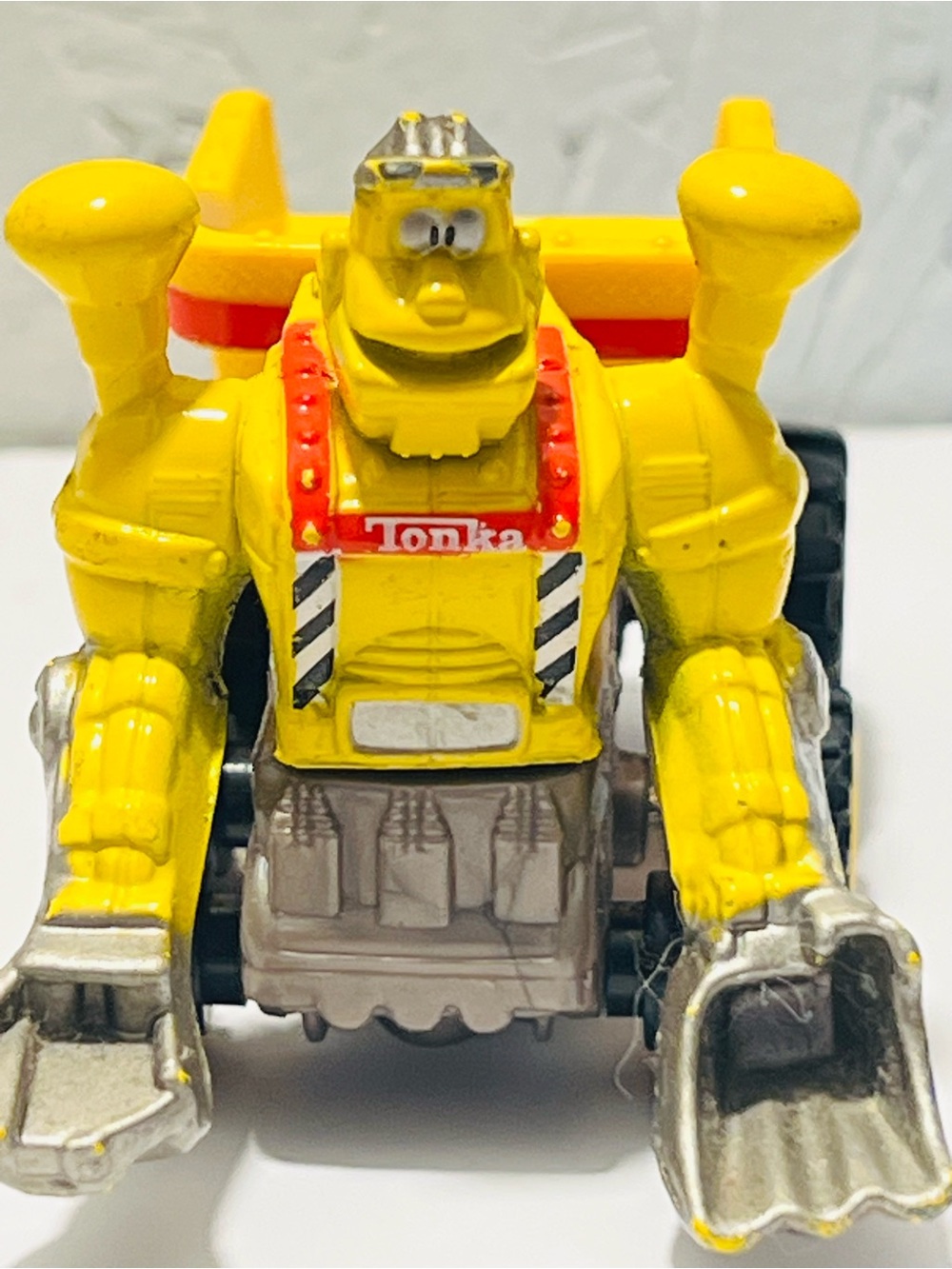 Hasbro Tonka Maisto Truckbot Dumptruck Diecast